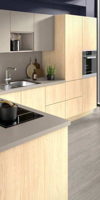 light-natural-casella-oak-cropped